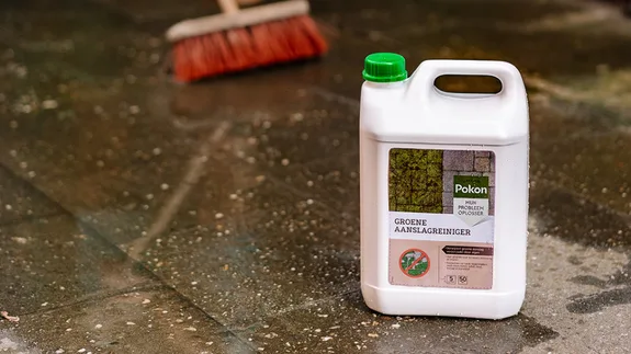 Groene Aanslag reiniger concentraat 1000 ml KB Home Defence Groene Aanslag reiniger concentraat 1000 ml KB Home Defence